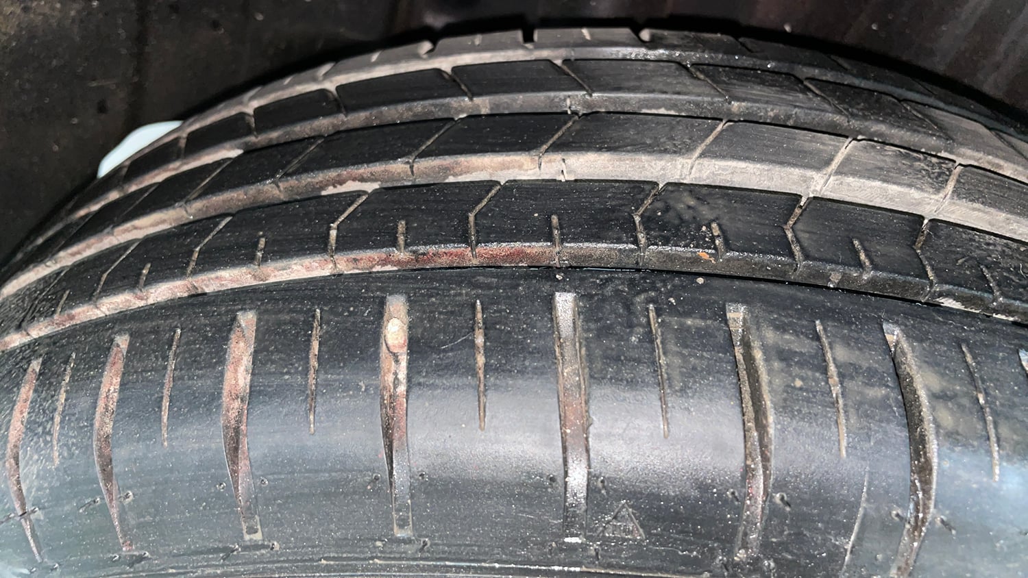 Used 2022 Maruti Suzuki Baleno Alpha MT Petrol Manual tyres RIGHT REAR TYRE TREAD VIEW