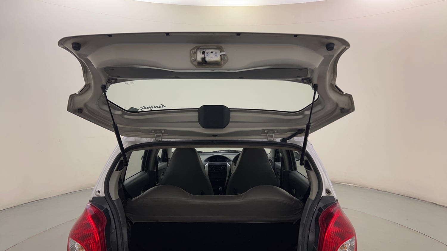 Used 2014 Maruti Suzuki Alto 800 Lxi Petrol Manual interior DICKY DOOR OPEN VIEW
