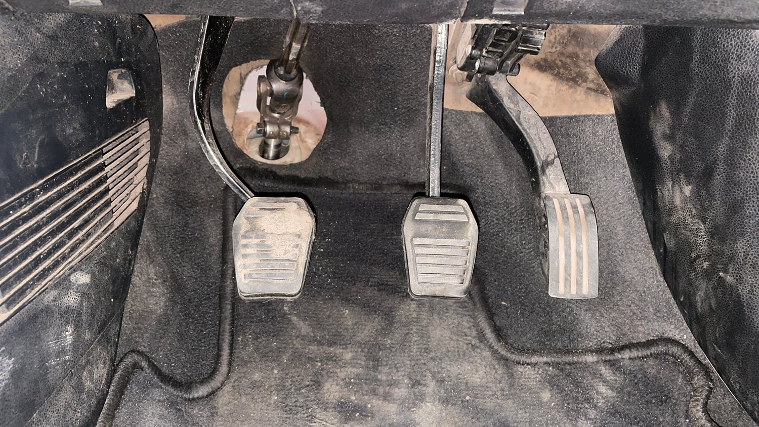Used 2012 Ford Figo Duratorq Diesel EXI 1.4 Diesel Manual interior PEDALS VIEW