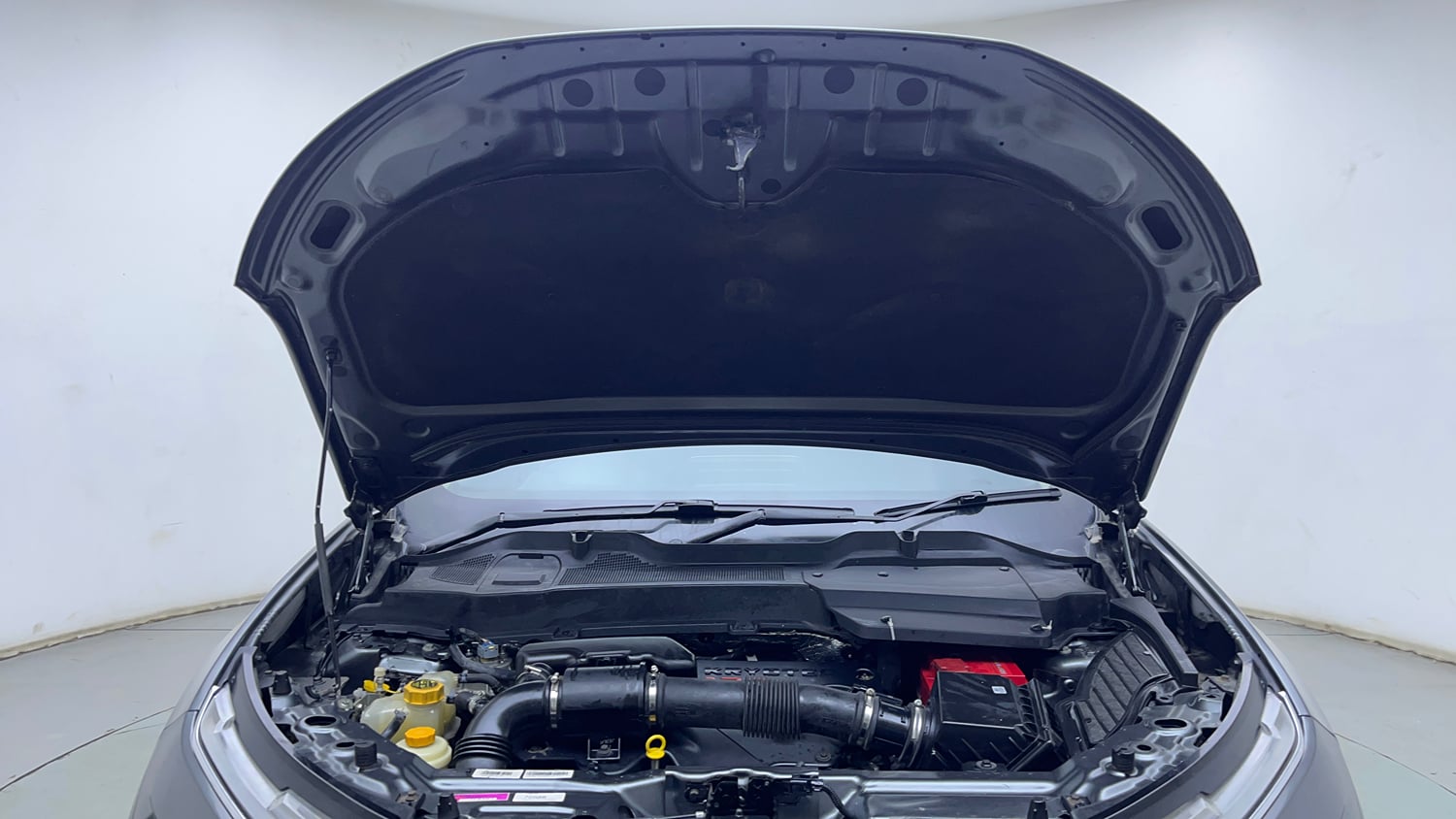 Used 2022 Tata Harrier XZ Plus Diesel Manual engine ENGINE & BONNET OPEN FRONT VIEW