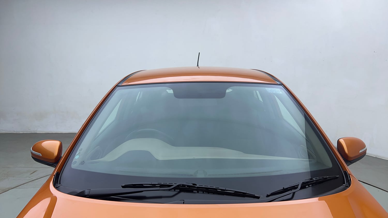 Used 2018 Hyundai Elite i20 Asta 1.4 (O) CRDi Diesel Manual exterior FRONT WINDSHIELD VIEW