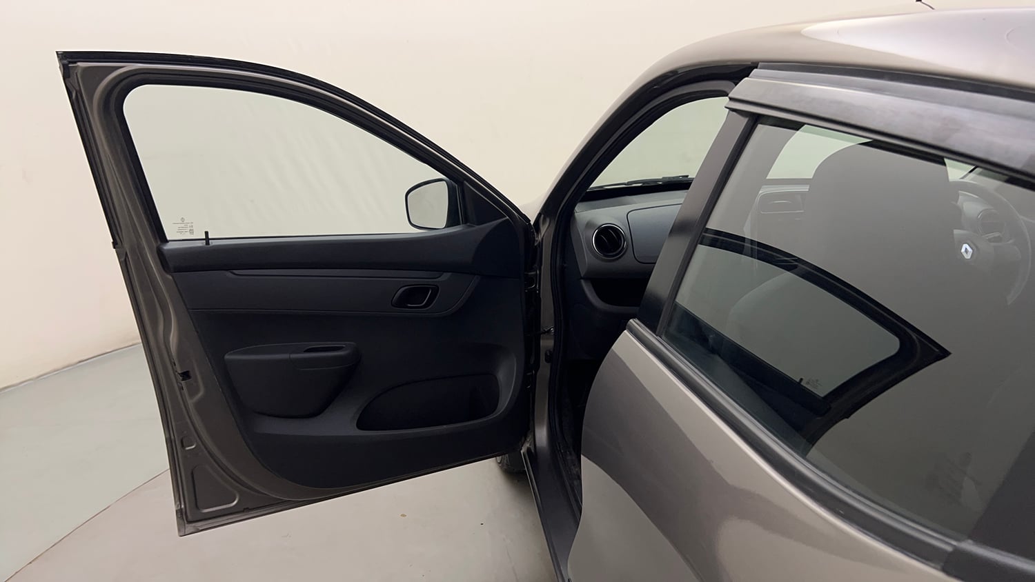 Used 2016 Renault Kwid RXT Petrol Manual interior LEFT FRONT DOOR OPEN VIEW