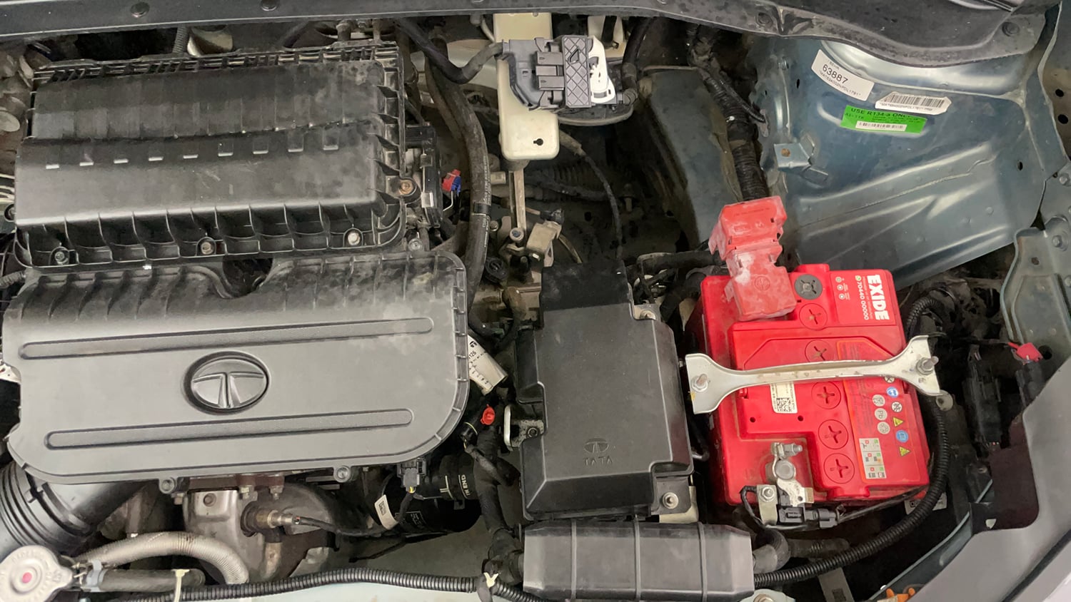 Used 2022 Tata Punch Adventure MT Petrol Manual engine ENGINE LEFT SIDE VIEW
