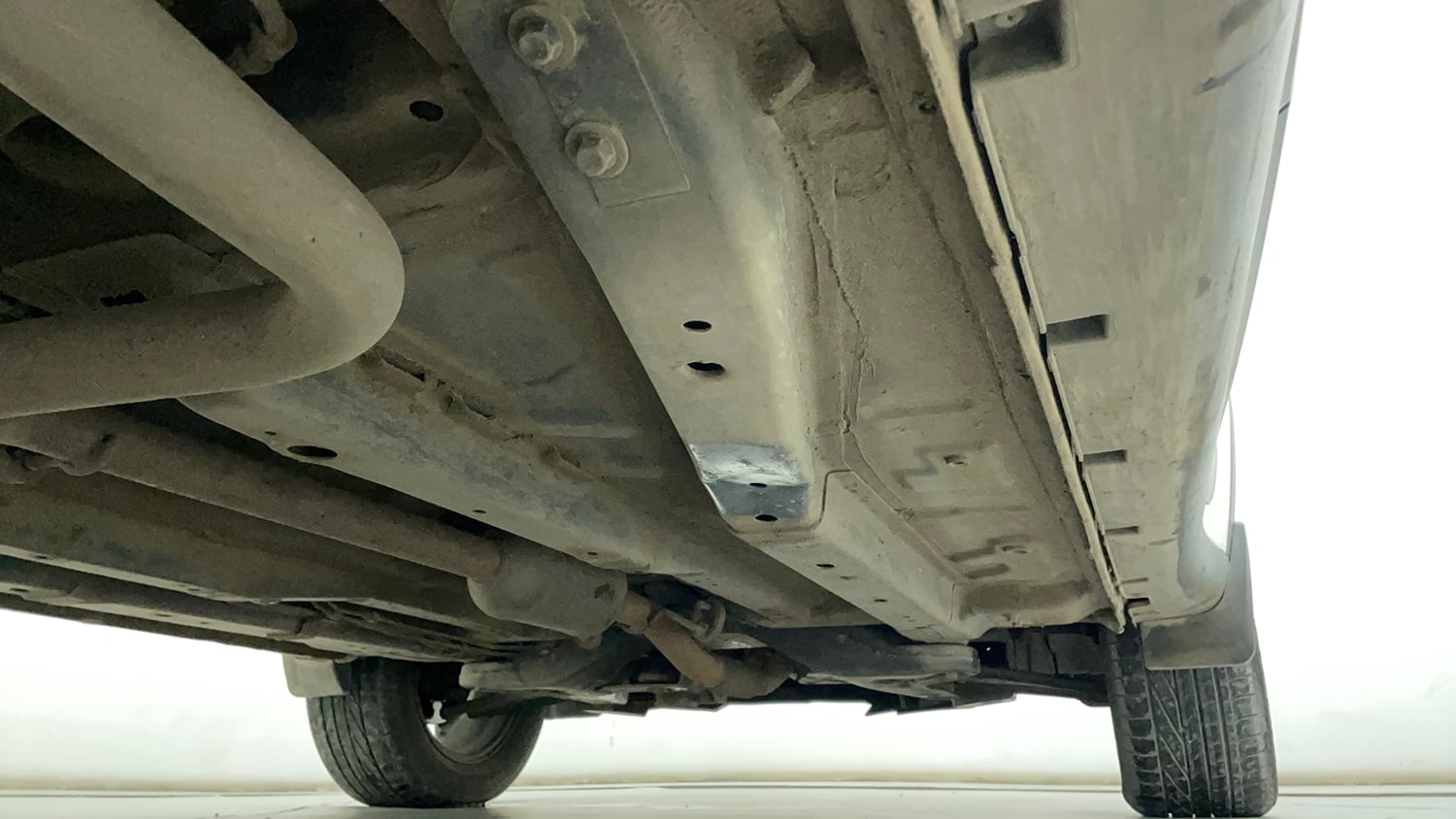 Used 2021 Tata Nexon XZA Plus Diesel Diesel Automatic extra REAR RIGHT UNDERBODY VIEW