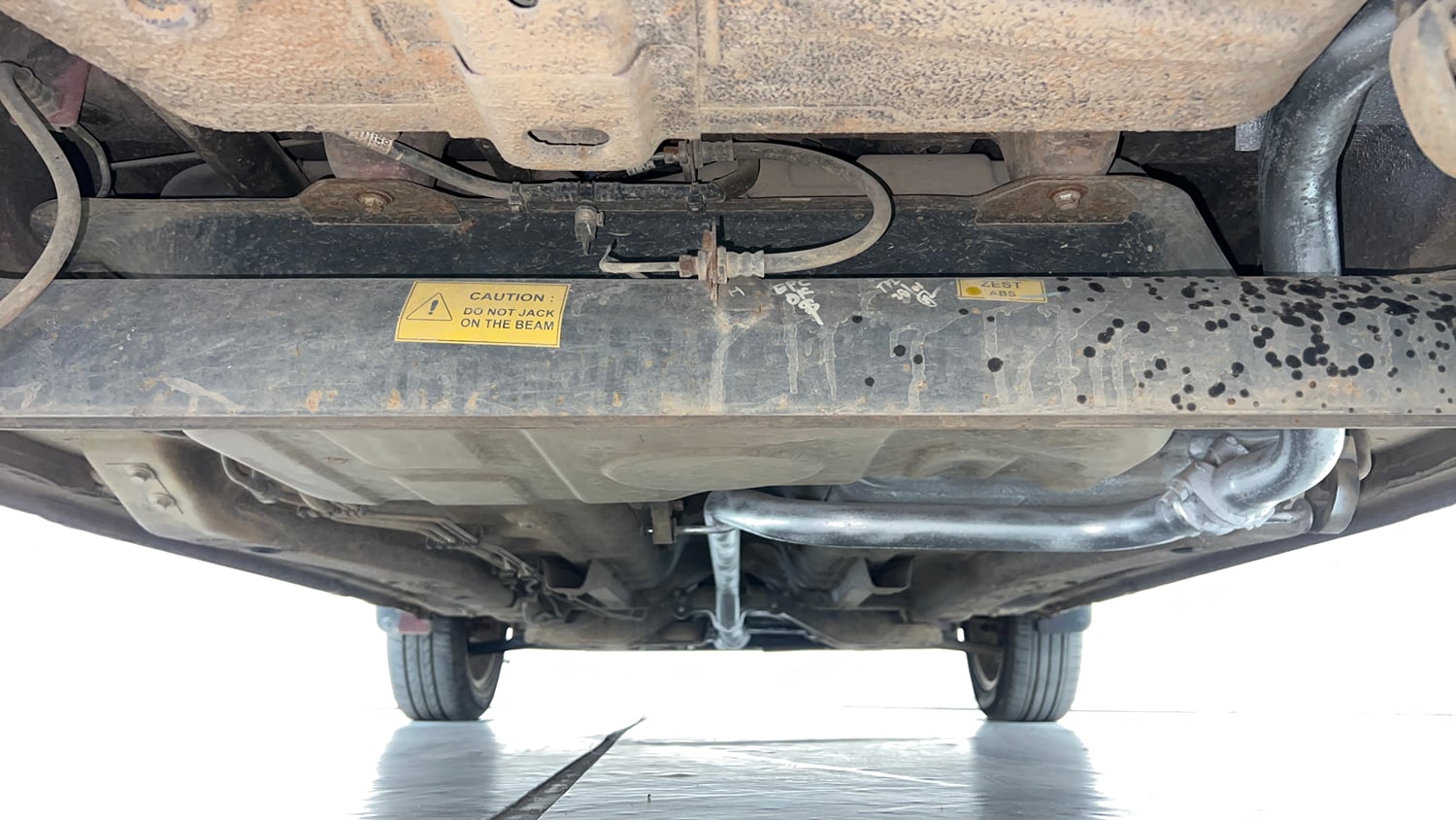 Used 2016 Tata Zest XT Petrol Petrol Manual extra REAR UNDERBODY VIEW (TAKEN FROM REAR)