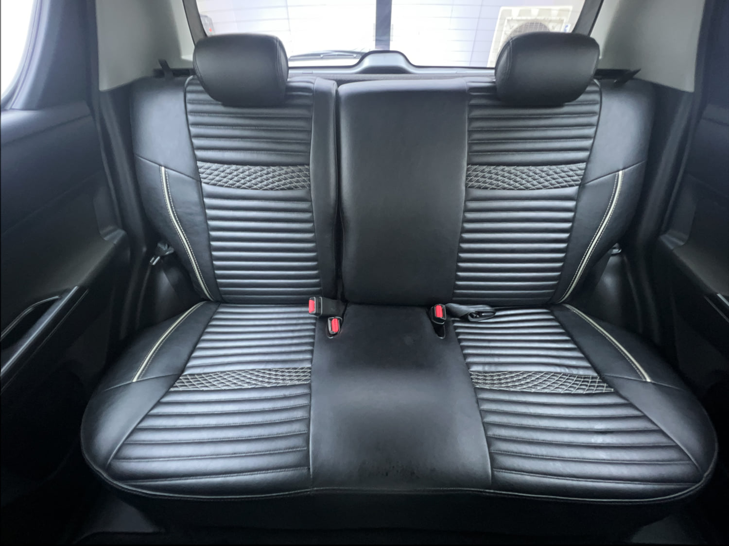 Used 2017 Maruti Suzuki Swift ZXi Petrol Manual interior REAR SEAT CONDITION VIEW