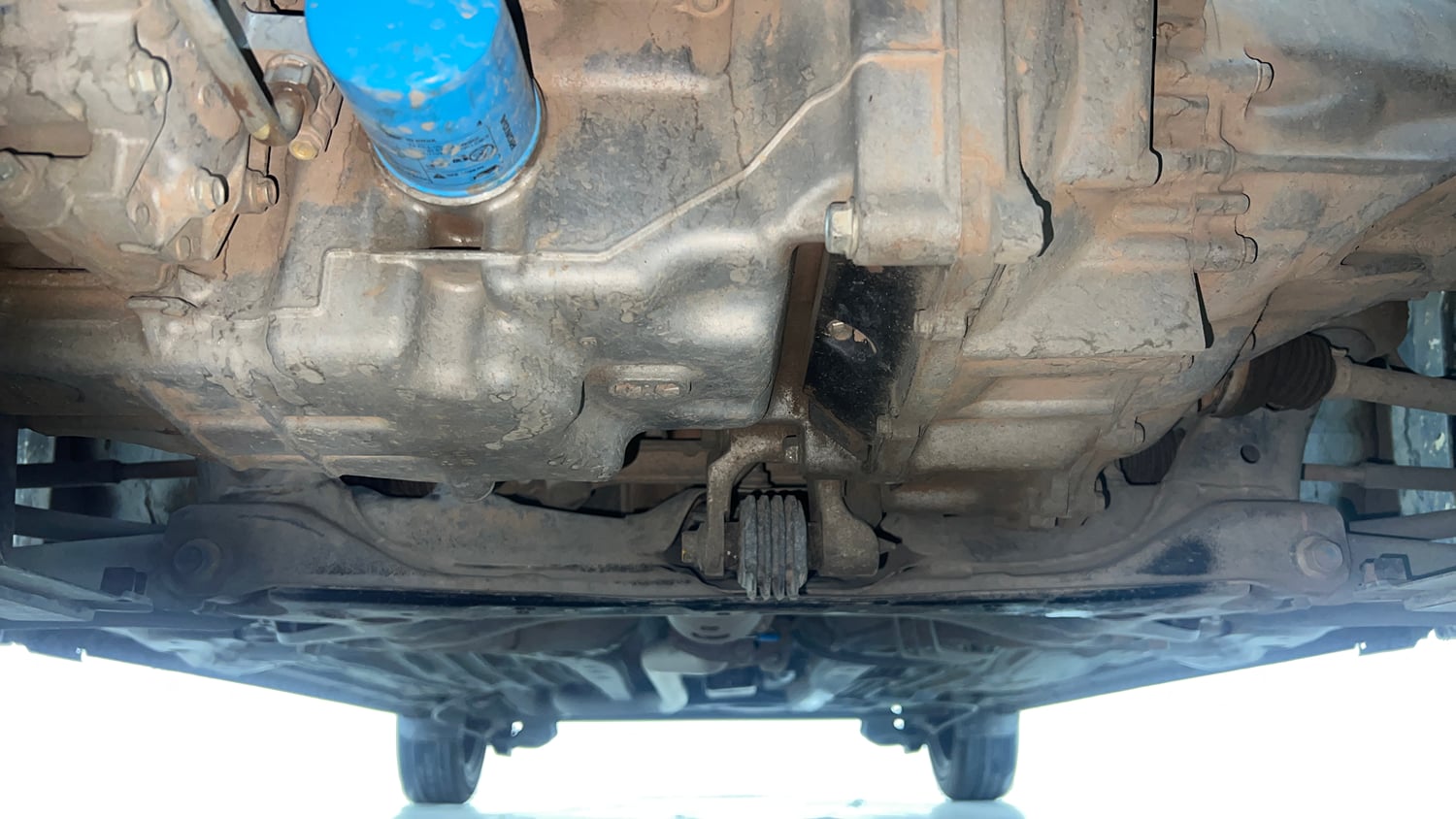 Used 2022 Honda Amaze S MT 1.2 Petrol Petrol Manual extra FRONT LEFT UNDERBODY VIEW