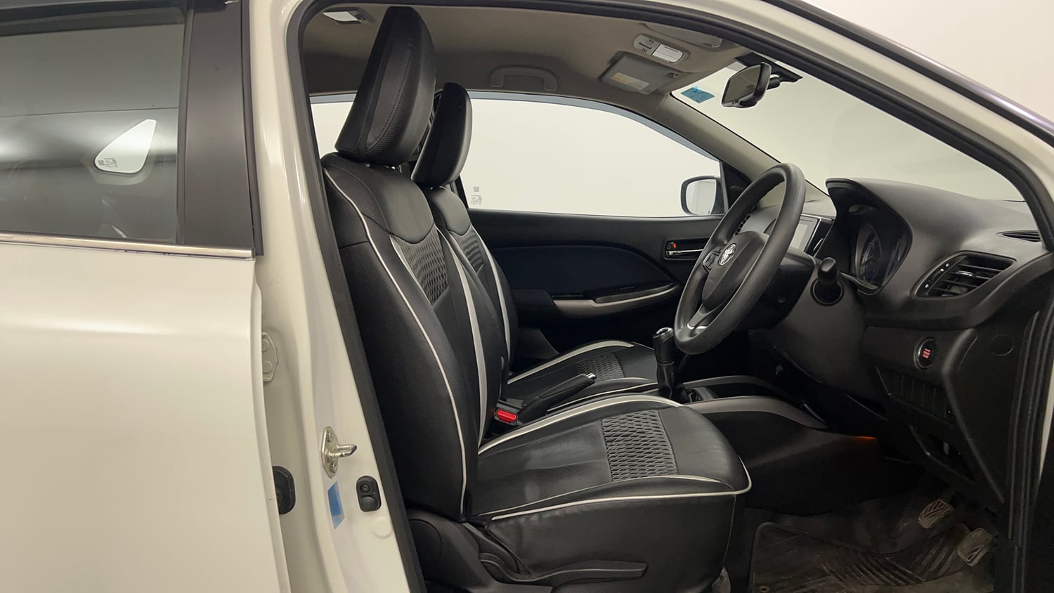 Used 2021 Toyota Glanza G Petrol Manual interior RIGHT SIDE FRONT DOOR CABIN VIEW
