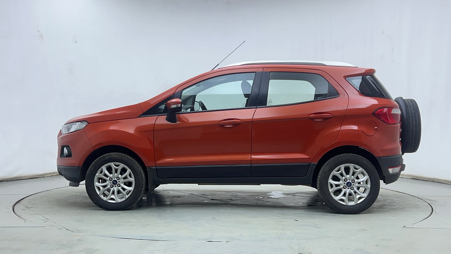 Used 2016 Ford EcoSport Titanium+ 1.5L TDCi Diesel Manual exterior LEFT SIDE VIEW
