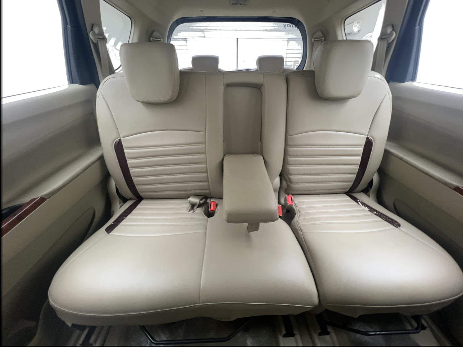 Used 2016 Maruti Suzuki Ertiga ZXI+ Petrol Manual interior REAR SEAT CONDITION VIEW