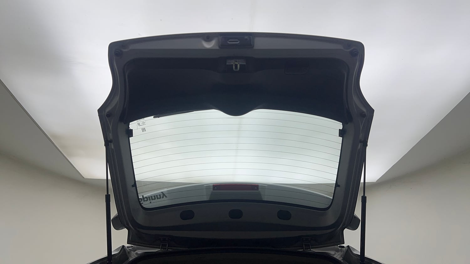 Used 2019 Maruti Suzuki Baleno Zeta Automatic Petrol Automatic interior DICKY DOOR OPEN VIEW