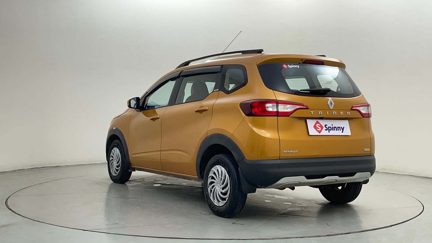 Used 2020 Renault Triber RXZ Petrol Manual exterior LEFT REAR CORNER VIEW