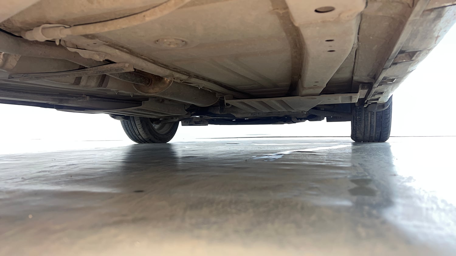 Used 2023 Maruti Suzuki Baleno Alpha MT Petrol Manual extra REAR RIGHT UNDERBODY VIEW