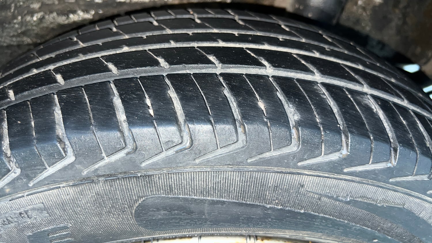 Used 2020 Maruti Suzuki Wagon R LXi (O) 1.0 CNG Cng Manual tyres LEFT REAR TYRE TREAD VIEW