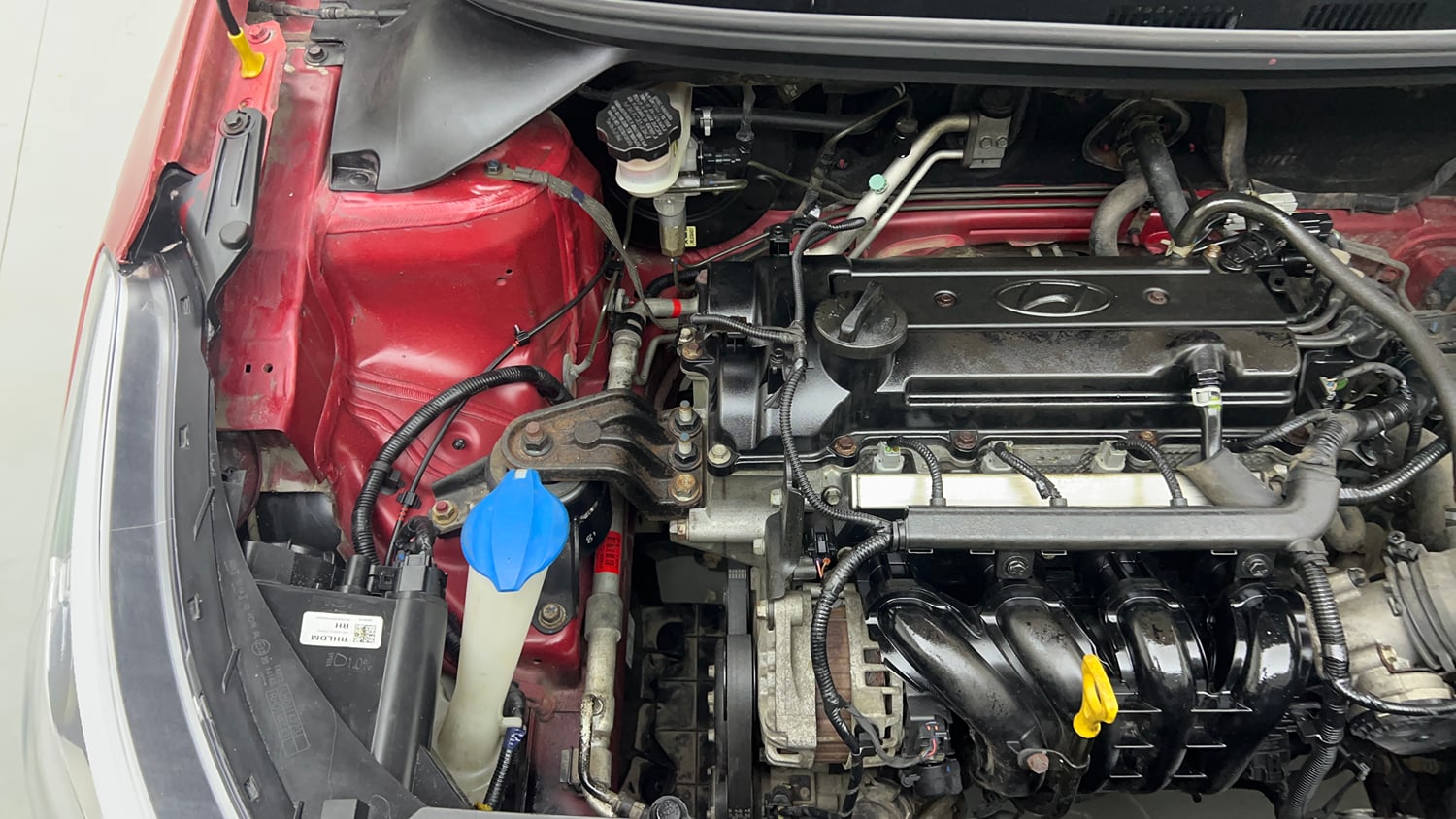 Used 2018 Hyundai Elite i20 Magna Executive 1.2 Petrol Manual engine ENGINE RIGHT SIDE VIEW