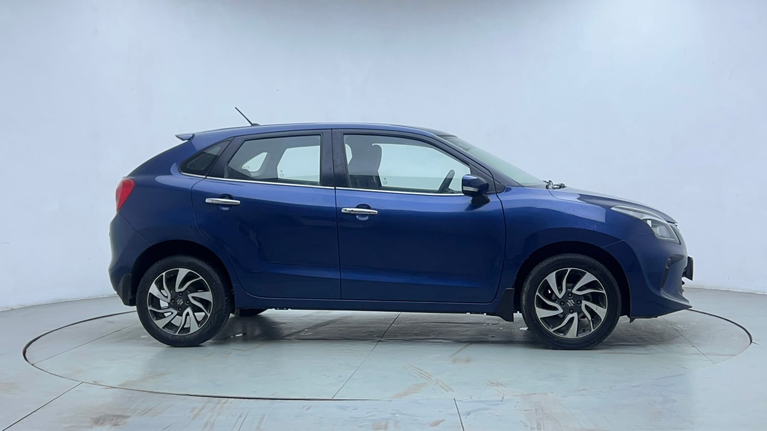 Used 2021 Maruti Suzuki Baleno Zeta Petrol Manual exterior RIGHT SIDE VIEW
