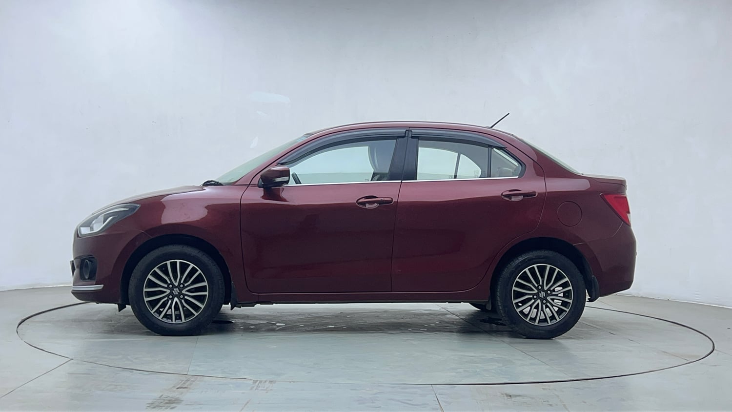 Used 2017 Maruti Suzuki Dzire ZXi Plus Petrol Manual exterior LEFT SIDE VIEW