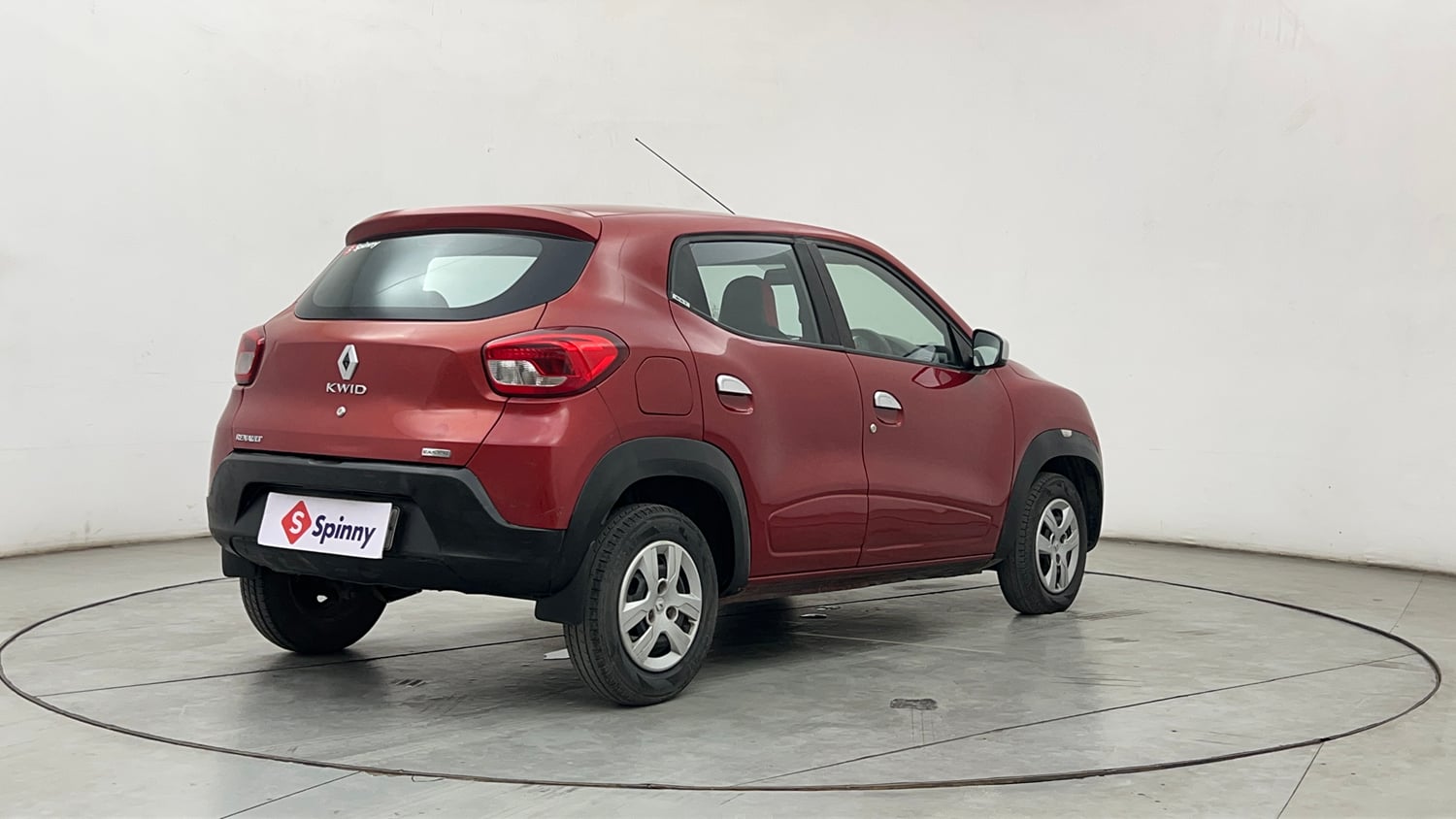 Used 2018 Renault Kwid 1.0 RXT AMT Opt Petrol Automatic exterior RIGHT REAR CORNER VIEW