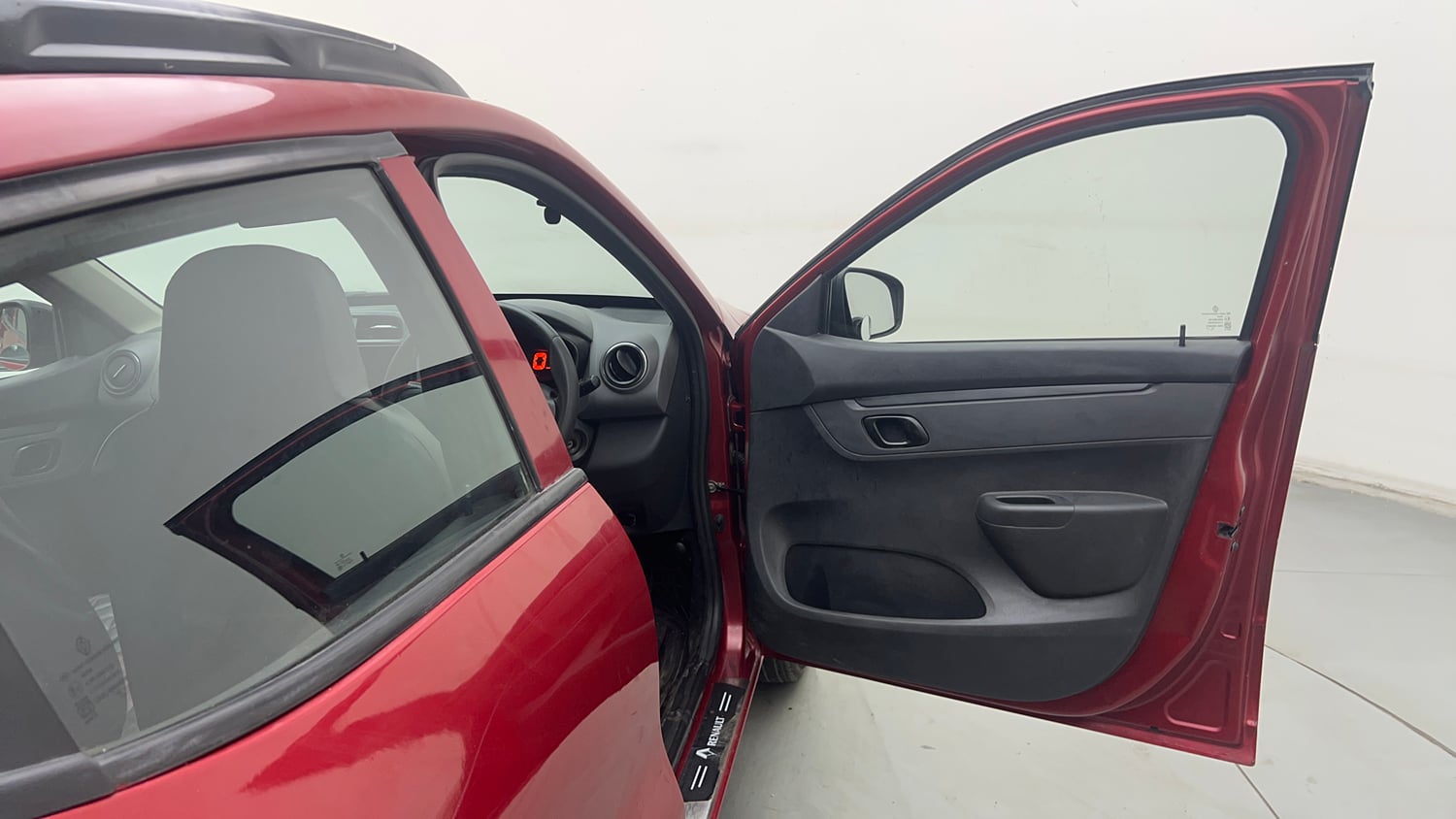 Used 2016 Renault Kwid RXT Petrol Manual interior RIGHT FRONT DOOR OPEN VIEW