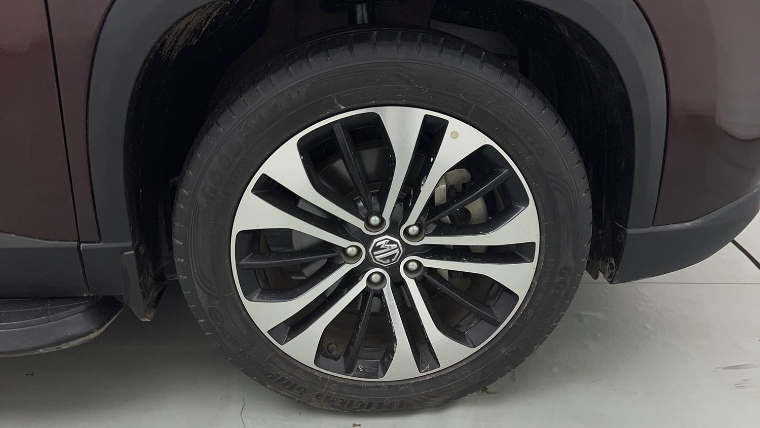 Used 2021 MG Motors Hector Sharp 1.5 Petrol CVT Petrol Automatic tyres RIGHT FRONT TYRE RIM VIEW