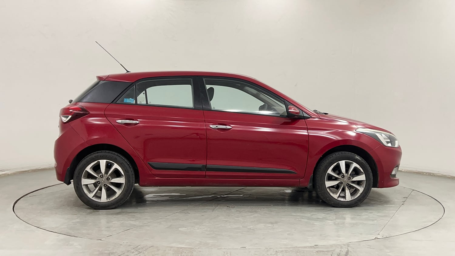 Used 2015 Hyundai Elite i20 Asta 1.2 Petrol Manual exterior RIGHT SIDE VIEW