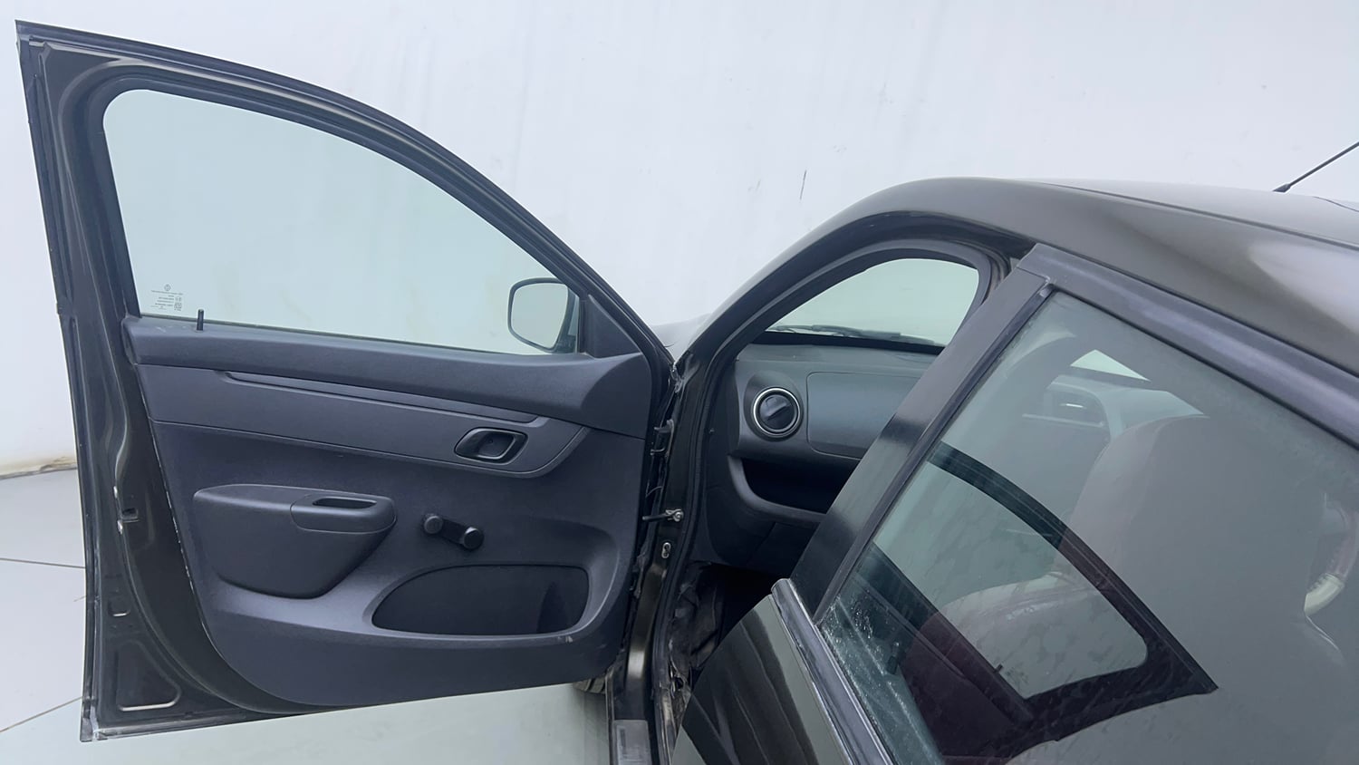 Used 2017 Renault Kwid RXL Petrol Manual interior LEFT FRONT DOOR OPEN VIEW