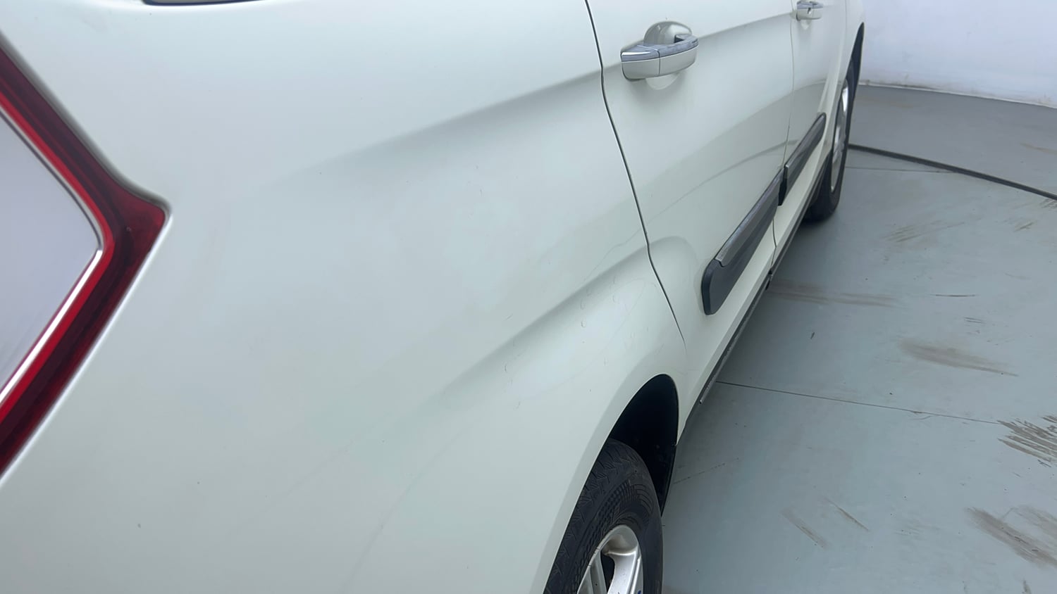 Used 2019 Mahindra Marazzo M6 7 STR Diesel Manual dents MINOR SCRATCH