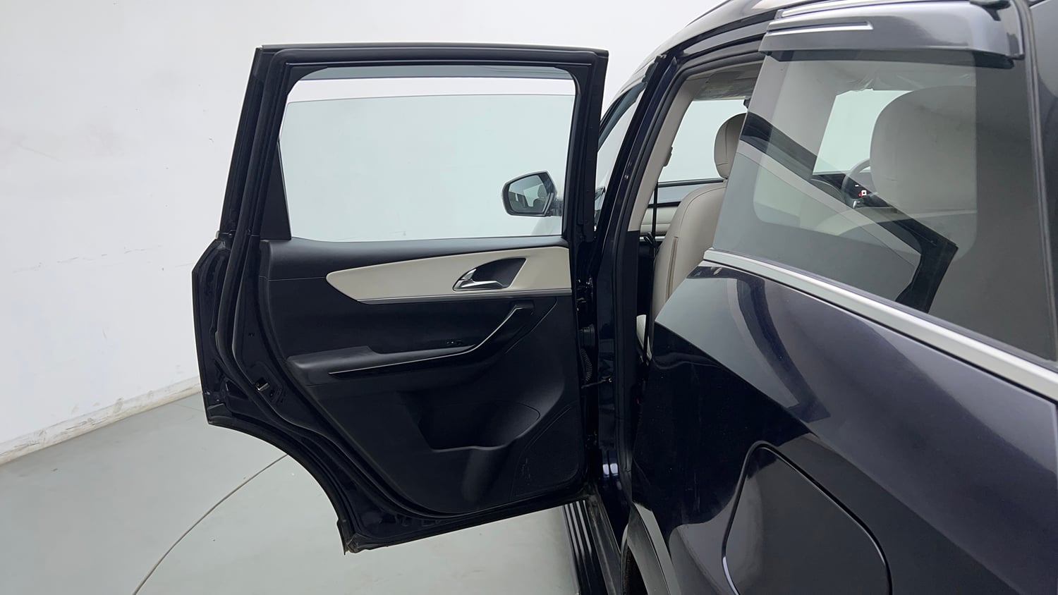 Used 2024 Mahindra XUV700 AX 7 Luxury Pack Petrol AT 7 STR Petrol Automatic interior LEFT REAR DOOR OPEN VIEW