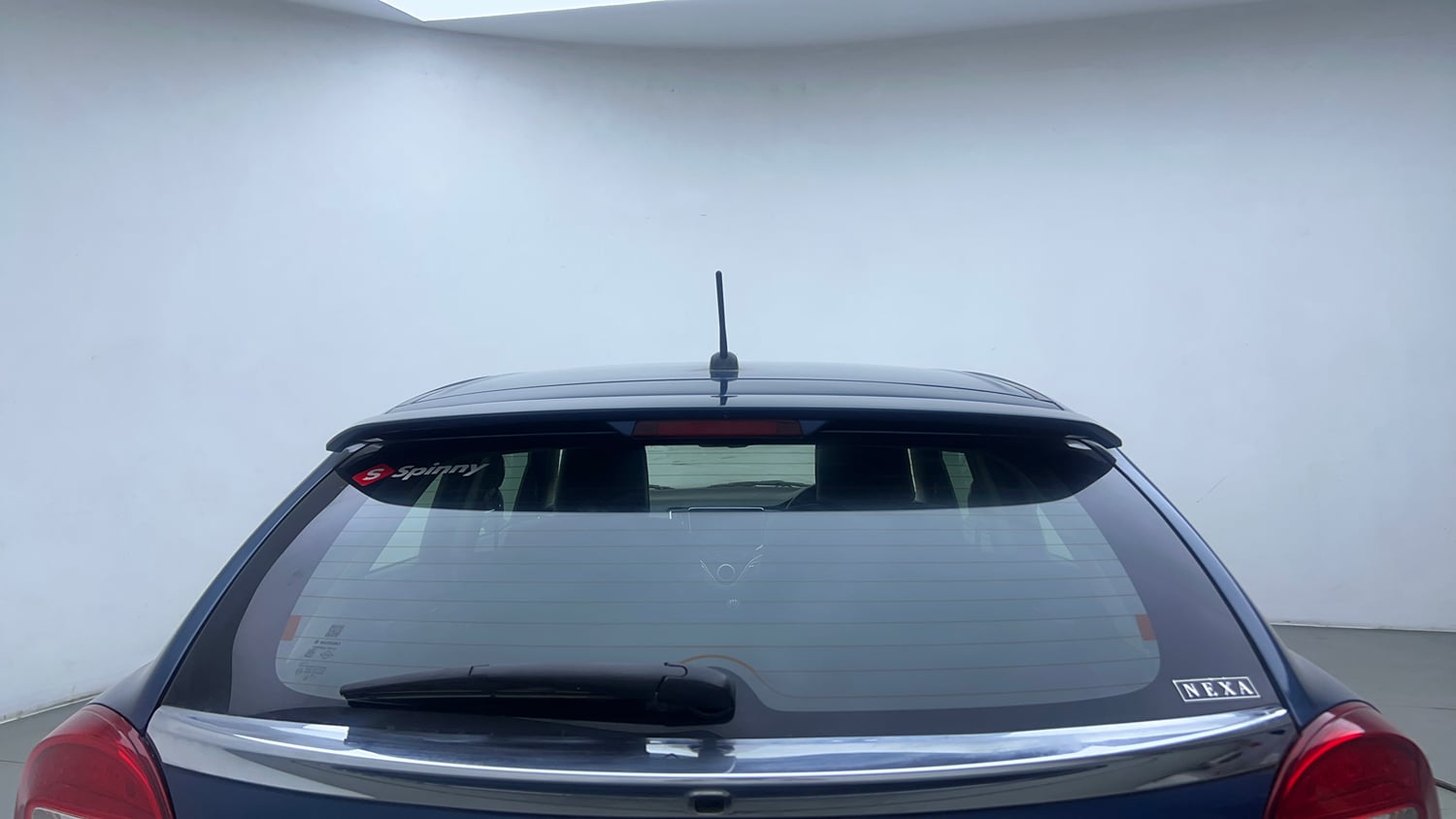Used 2018 Maruti Suzuki Baleno Alpha 1.2 Petrol Manual exterior BACK WINDSHIELD VIEW