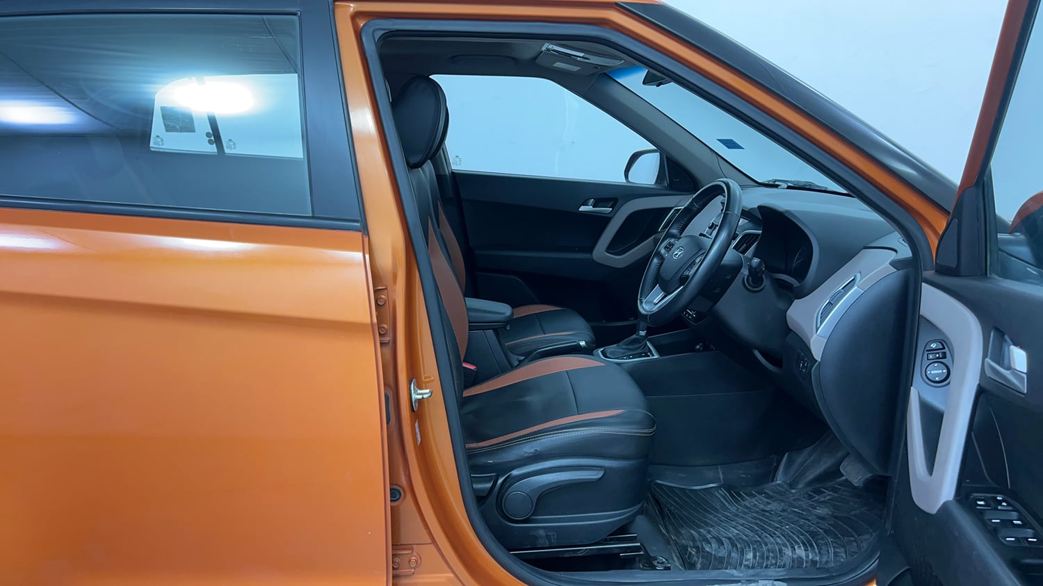 Used 2018 Hyundai Creta SX 1.6 AT Petrol Petrol Automatic interior RIGHT SIDE FRONT DOOR CABIN VIEW