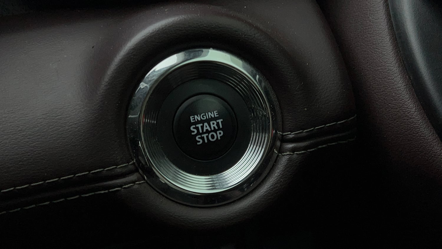Used 2024 Maruti Suzuki Grand Vitara Zeta Smart Hybrid Petrol Manual top_features Keyless start