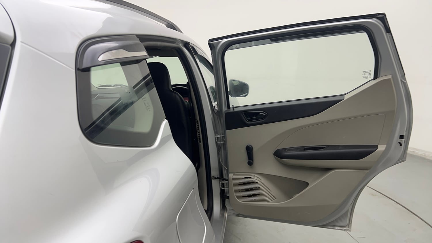 Used 2020 Renault Triber RXL Petrol Manual interior RIGHT REAR DOOR OPEN VIEW