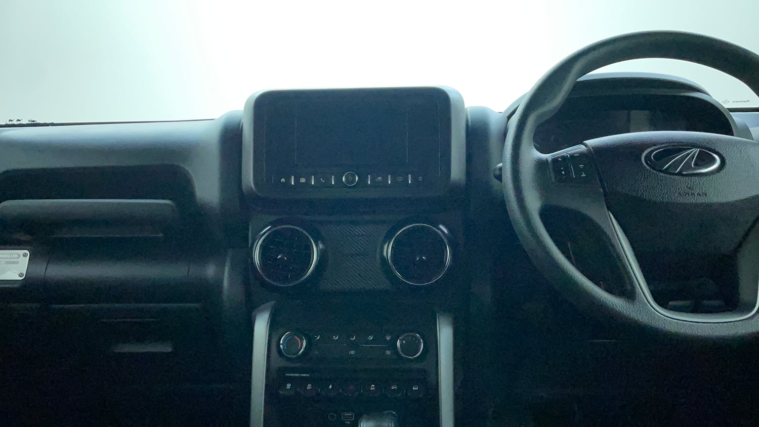 Used 2022 mahindra Thar LX Hard Top Petrol AT 4WD Petrol Automatic interior MUSIC SYSTEM & AC CONTROL VIEW