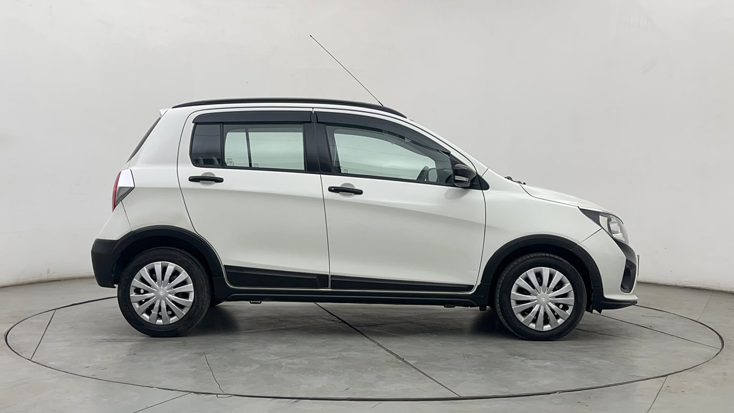 Used 2018 Maruti Suzuki Celerio X Zxi AMT Petrol Automatic exterior RIGHT SIDE VIEW