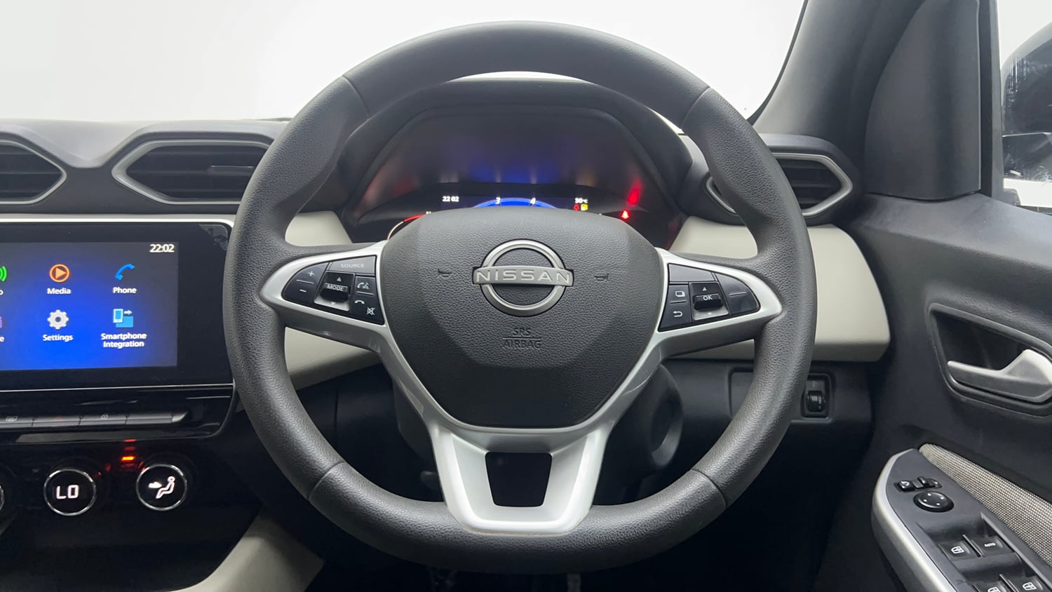 Used 2021 Nissan Magnite XV Dual Tone Petrol Manual interior STEERING VIEW