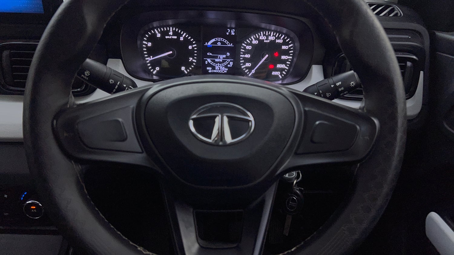 Used 2023 Tata Punch Pure MT Petrol Manual top_features Airbags
