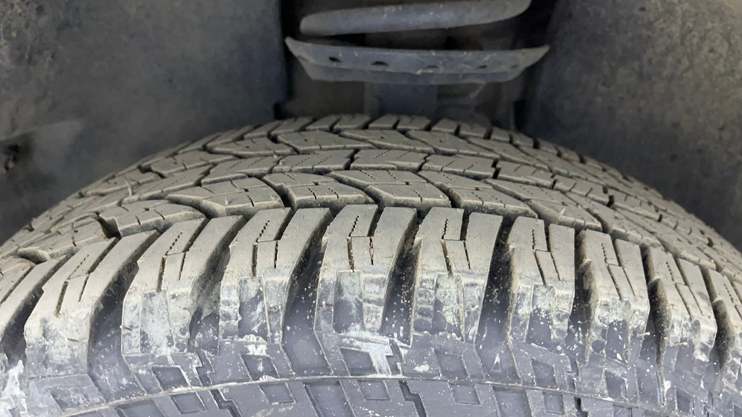 Used 2022 Tata Harrier XZ Plus Diesel Manual tyres LEFT FRONT TYRE TREAD VIEW