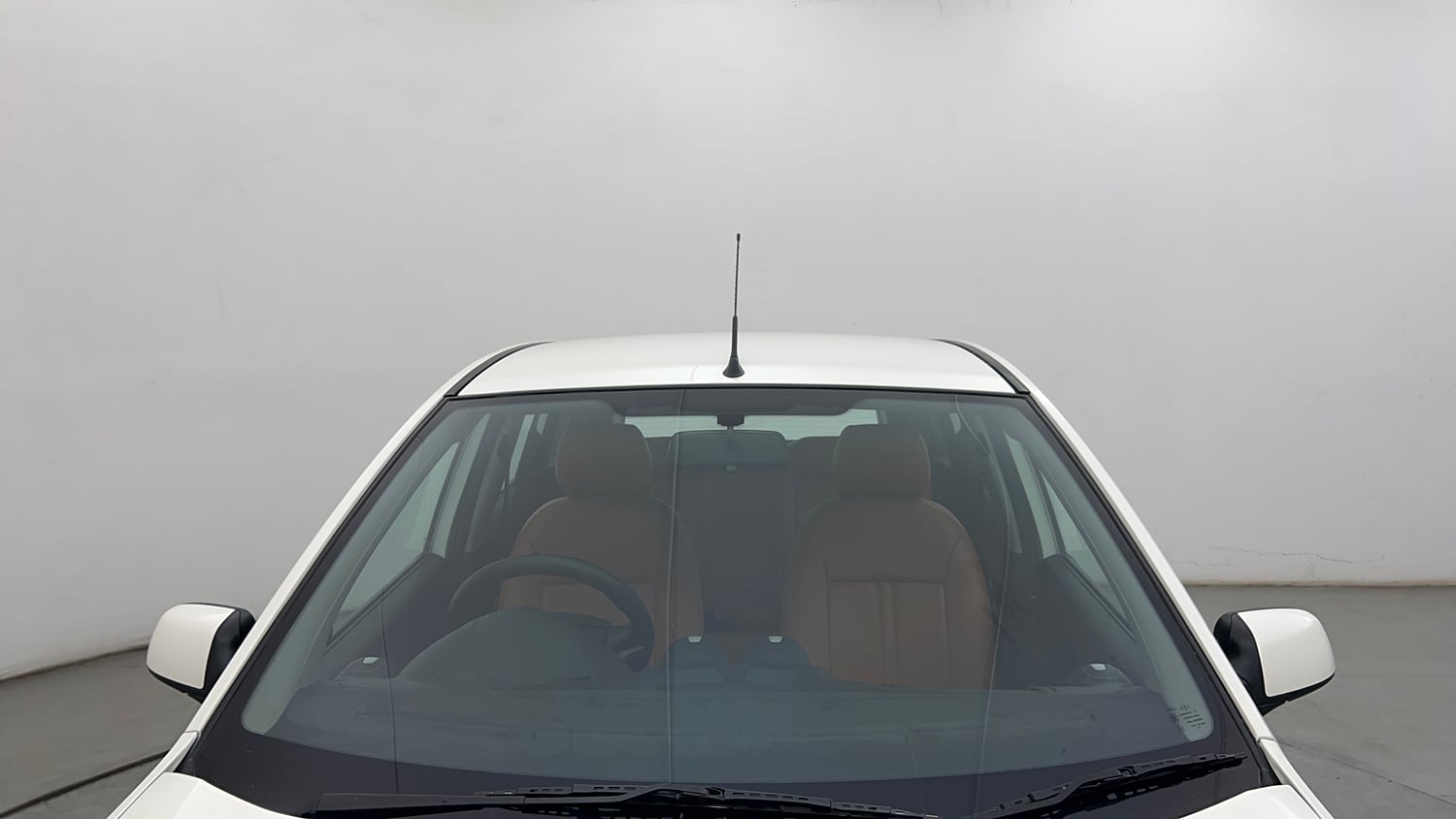 Used 2014 Ford Figo Duratec Petrol ZXI 1.2 Petrol Manual exterior FRONT WINDSHIELD VIEW