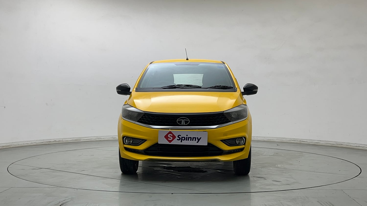 Used 2020 Tata Tiago XZ Plus Petrol Manual exterior FRONT VIEW