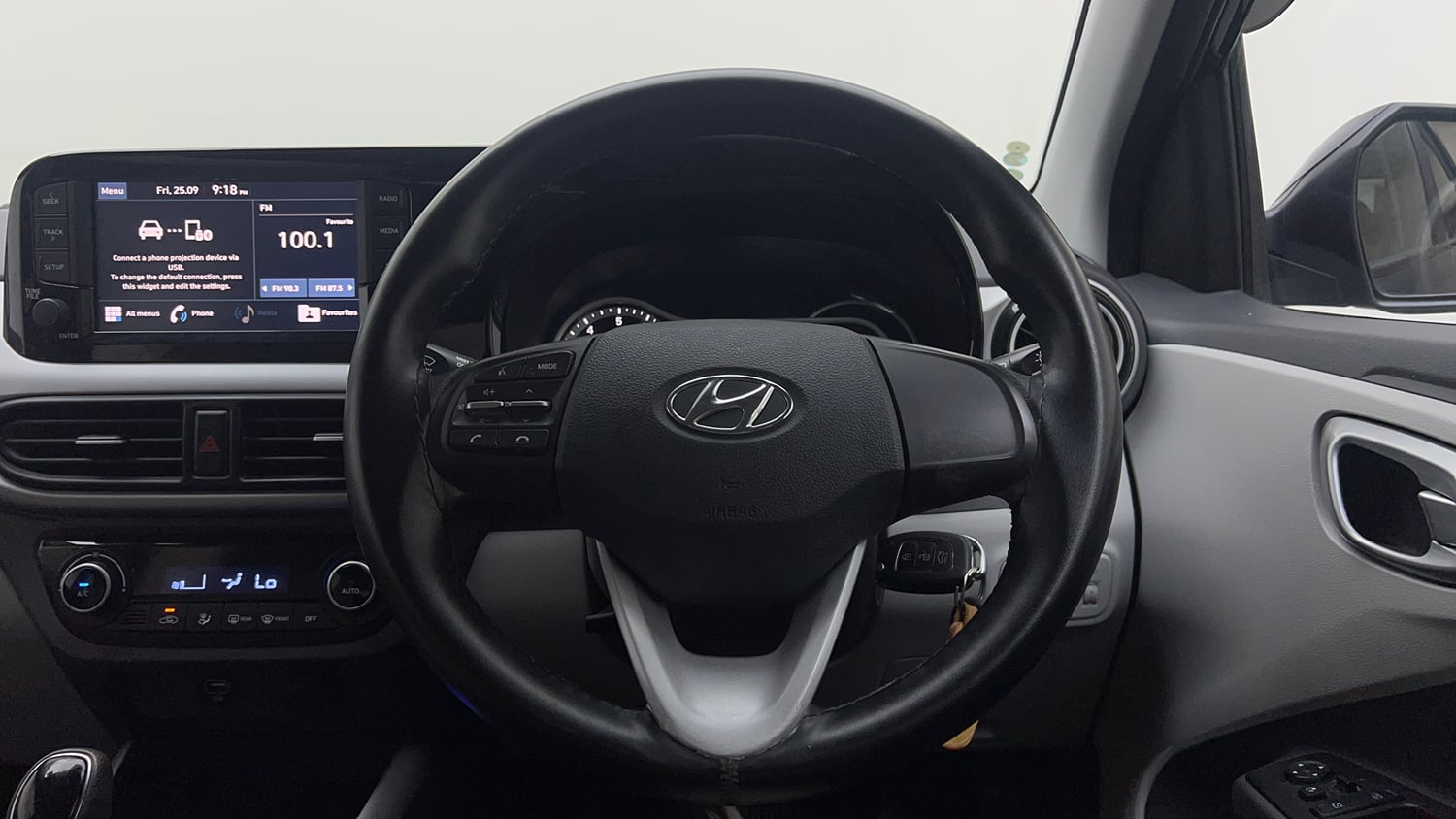 Used 2023 Hyundai Grand i10 Nios Sportz AMT 1.2 Kappa VTVT Petrol Automatic interior STEERING VIEW
