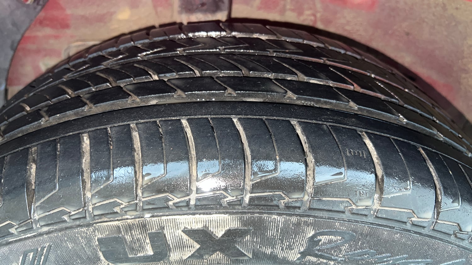 Used 2018 Hyundai Elite i20 Magna Executive 1.2 Petrol Manual tyres RIGHT REAR TYRE TREAD VIEW
