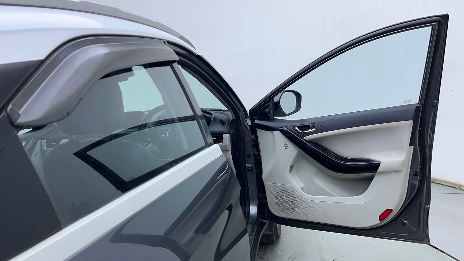 Used 2020 Tata Nexon XZA Plus (O) Dual Tone Petrol Automatic interior RIGHT FRONT DOOR OPEN VIEW