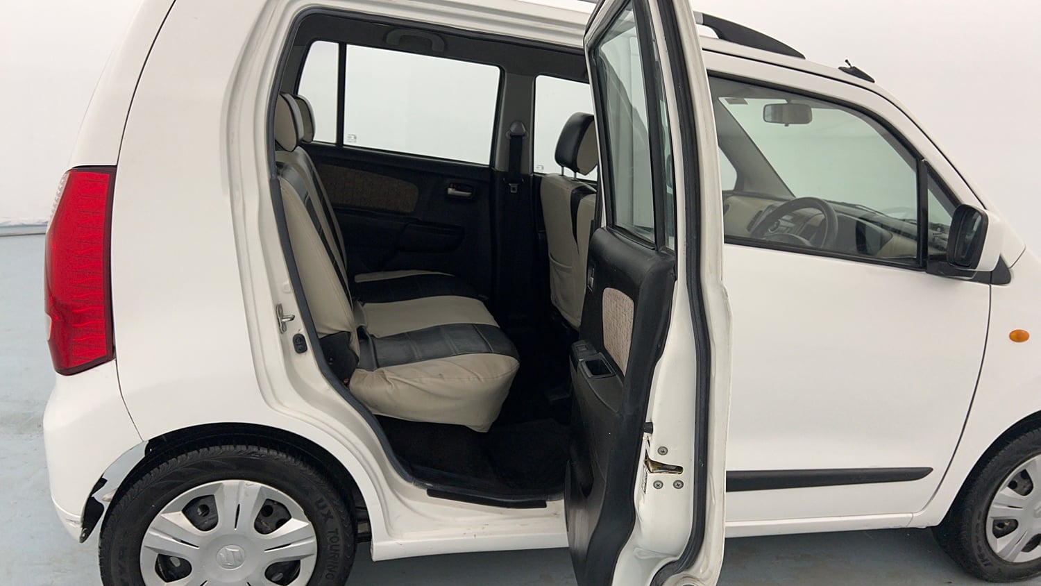 Used 2017 Maruti Suzuki Wagon R 1.0 VXI Petrol + CNG (Outside Fitted) Cng Manual interior RIGHT SIDE REAR DOOR CABIN VIEW
