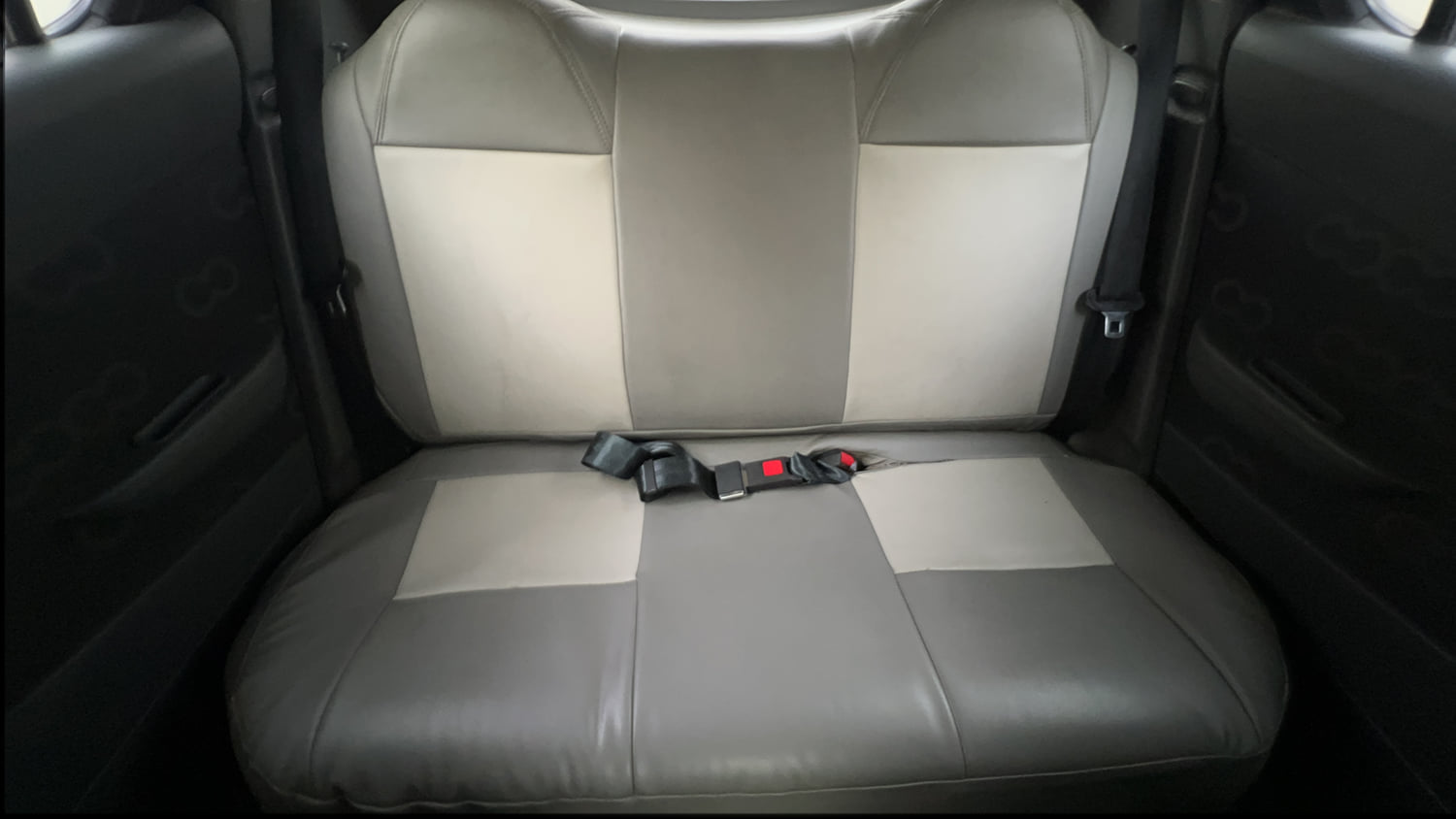 Used 2014 Maruti Suzuki Alto 800 Lxi Petrol Manual interior REAR SEAT CONDITION VIEW