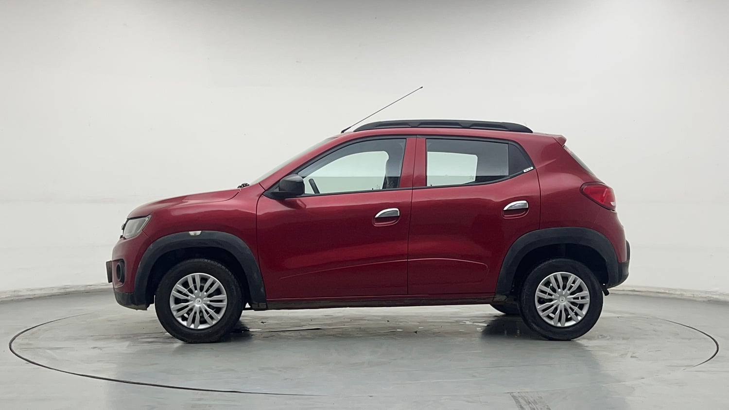 Used 2016 Renault Kwid RXT Petrol Manual exterior LEFT SIDE VIEW