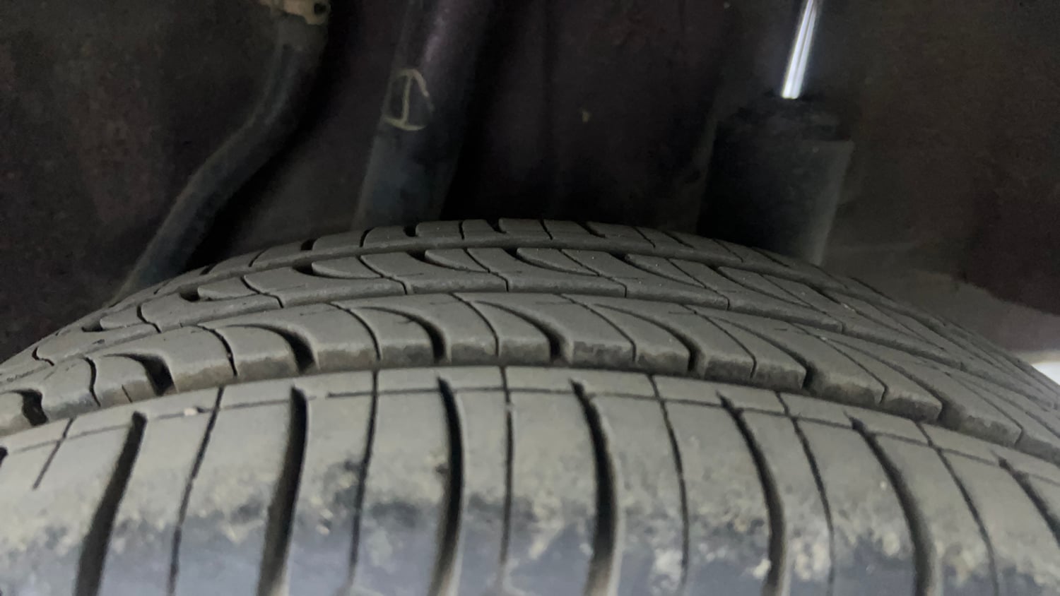 Used 2015 Honda Amaze 1.2 S i-VTEC Petrol Manual tyres LEFT REAR TYRE TREAD VIEW