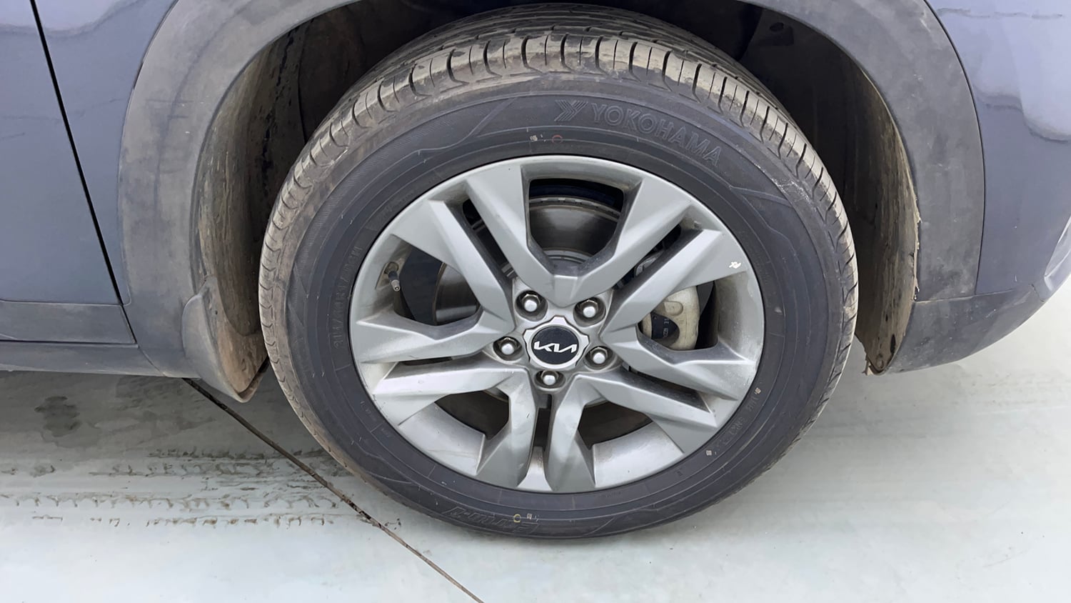 Used 2021 Kia Seltos HTX 1.5 Diesel Diesel Manual tyres RIGHT FRONT TYRE RIM VIEW