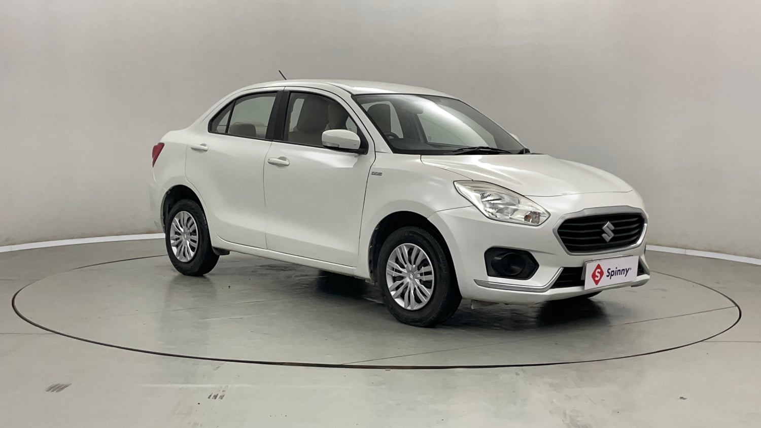 Used 2018 Maruti Suzuki Dzire VDi AMT Diesel Automatic exterior RIGHT FRONT CORNER VIEW