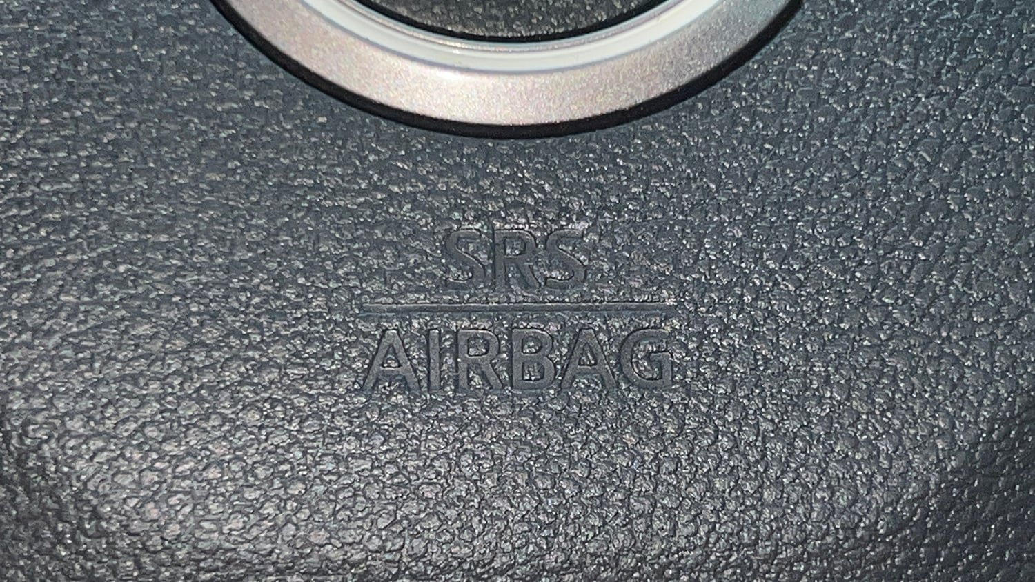 Used 2021 Nissan Magnite XV Dual Tone Petrol Manual top_features Airbags