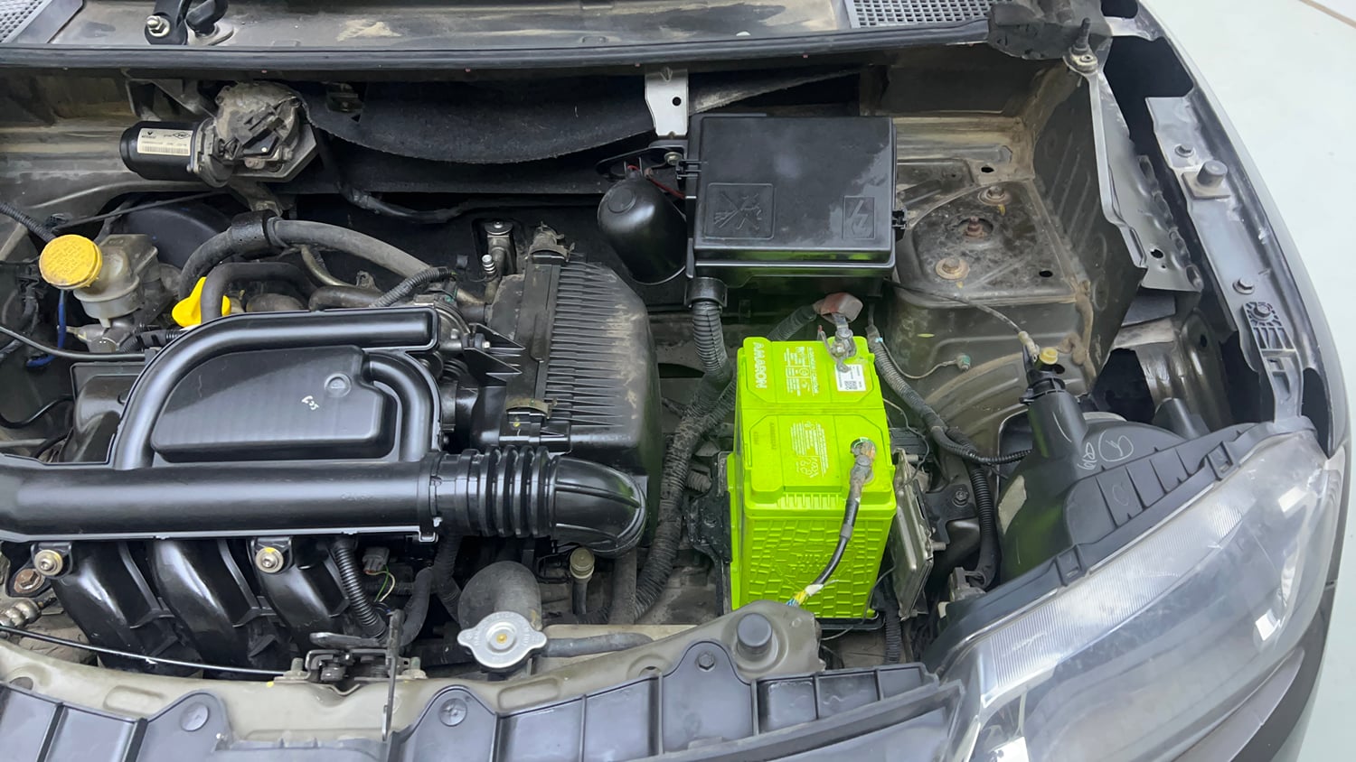 Used 2017 Renault Kwid RXL Petrol Manual engine ENGINE LEFT SIDE VIEW